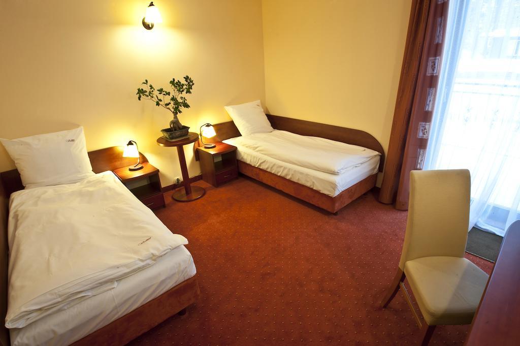 Hotel Venus Kolbudy Quarto foto